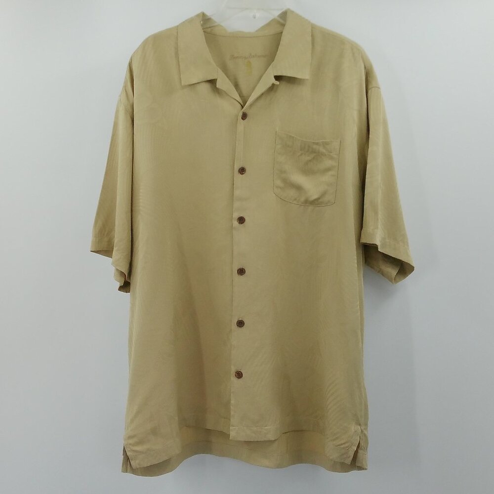 Tommy Bahama Silk Button Up Camp Shirt Men's XL Tan Palm Leaf Embossed Design